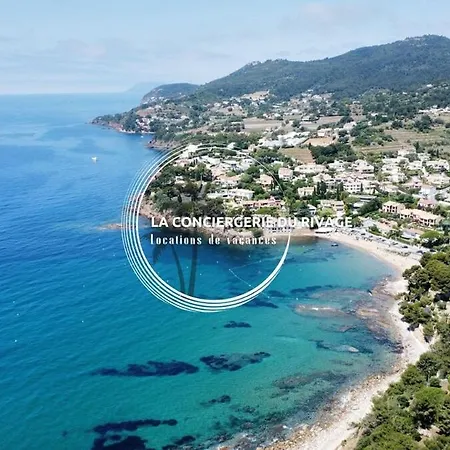 Renove Face A La - Port De Апартаменты